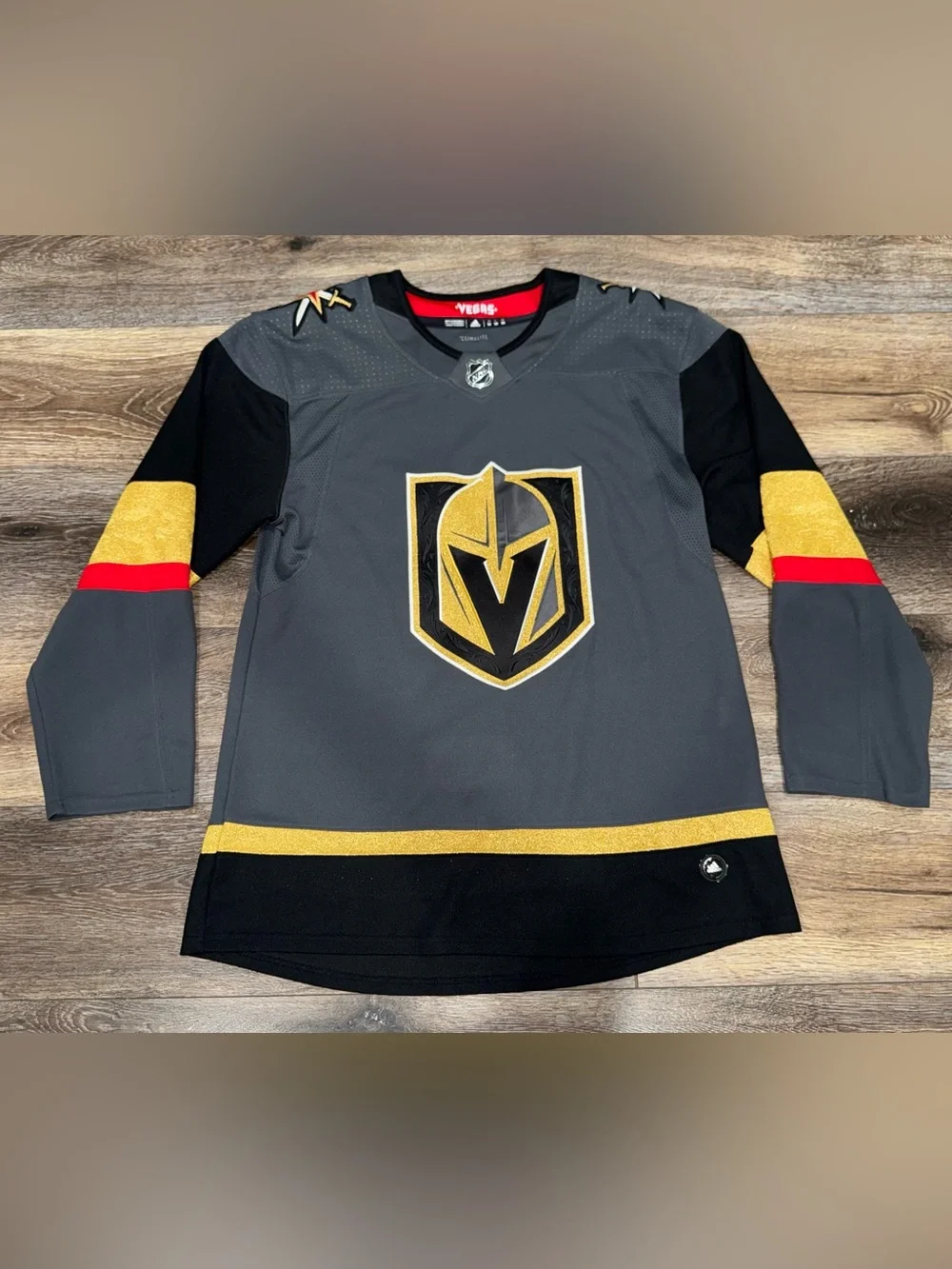Men's Vegas Golden Knights Adidas Gray Alternate Jersey Size 50